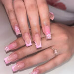 Elegant Pink French Tip Nails That Never Go Out of Style