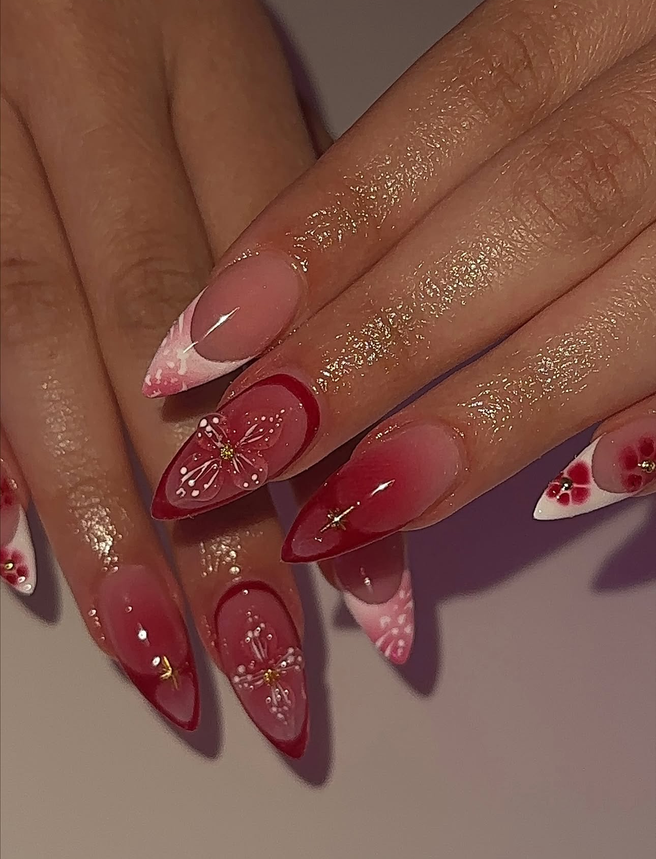 You are currently viewing Obsessed! Red Almond Nails with Design You Need to Try ASAP
