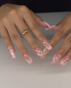 Read more about the article Pretty, Simple & Sun Kissed: Summer Acrylic Nail Ideas