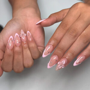 Read more about the article Easy Simple Almond Nail Ideas for a Polished Look