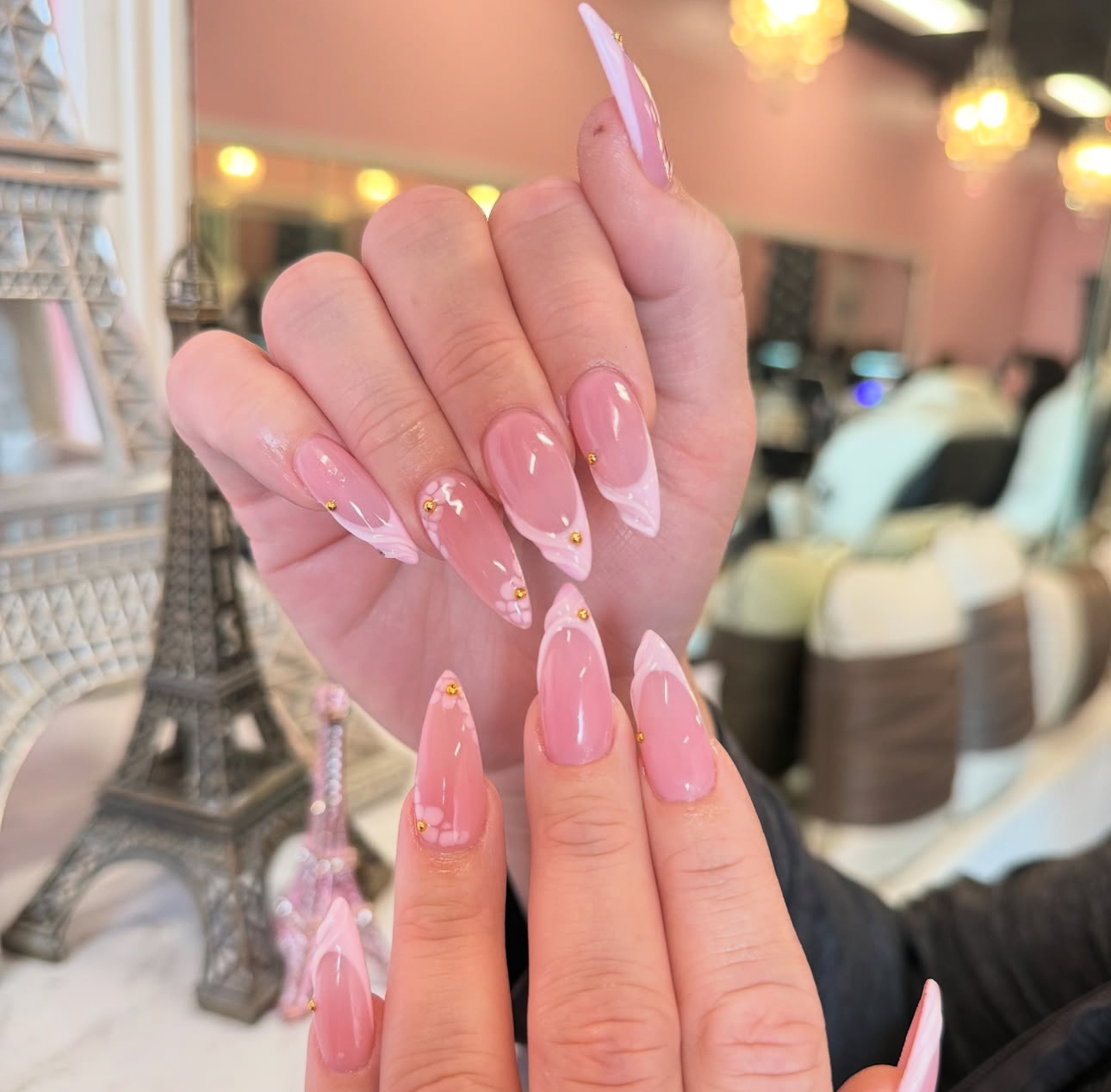 You are currently viewing Pretty Pink Spring Nails You’ll Want to Wear All Season