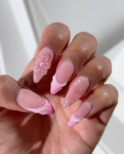 Read more about the article Trendy Almond Spring Nails You’ll See Everywhere This Season