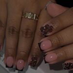 The Cutest Short Fall Nails to Match Your Favorite Sweaters