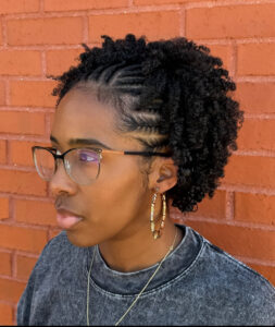 Read more about the article Natural Curly Hairstyles for Melanated Women
