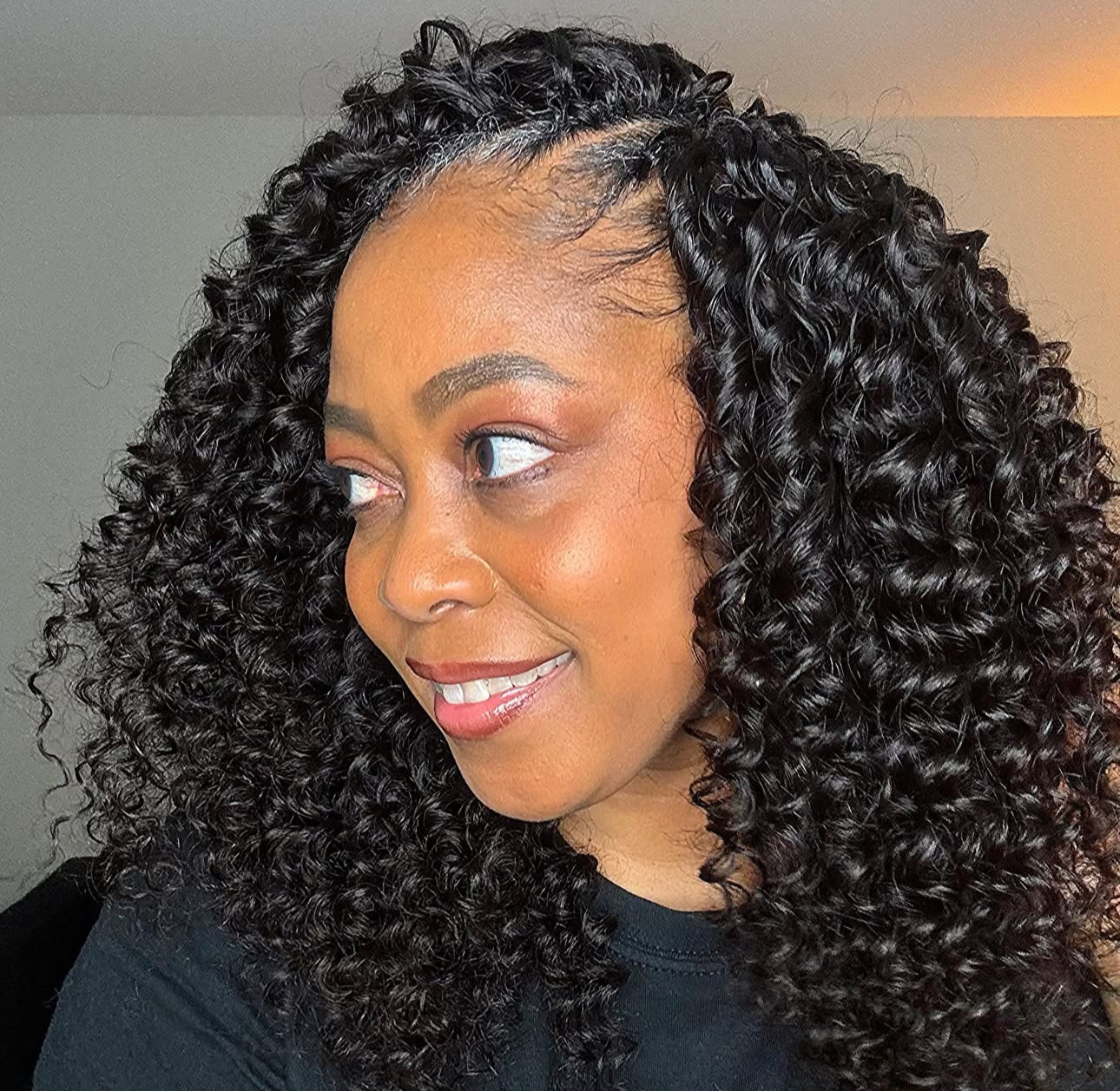 You are currently viewing Crochet Curly Hairstyles for Women of Color