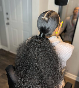 Read more about the article Slick Curly Hairstyles for Black Women
